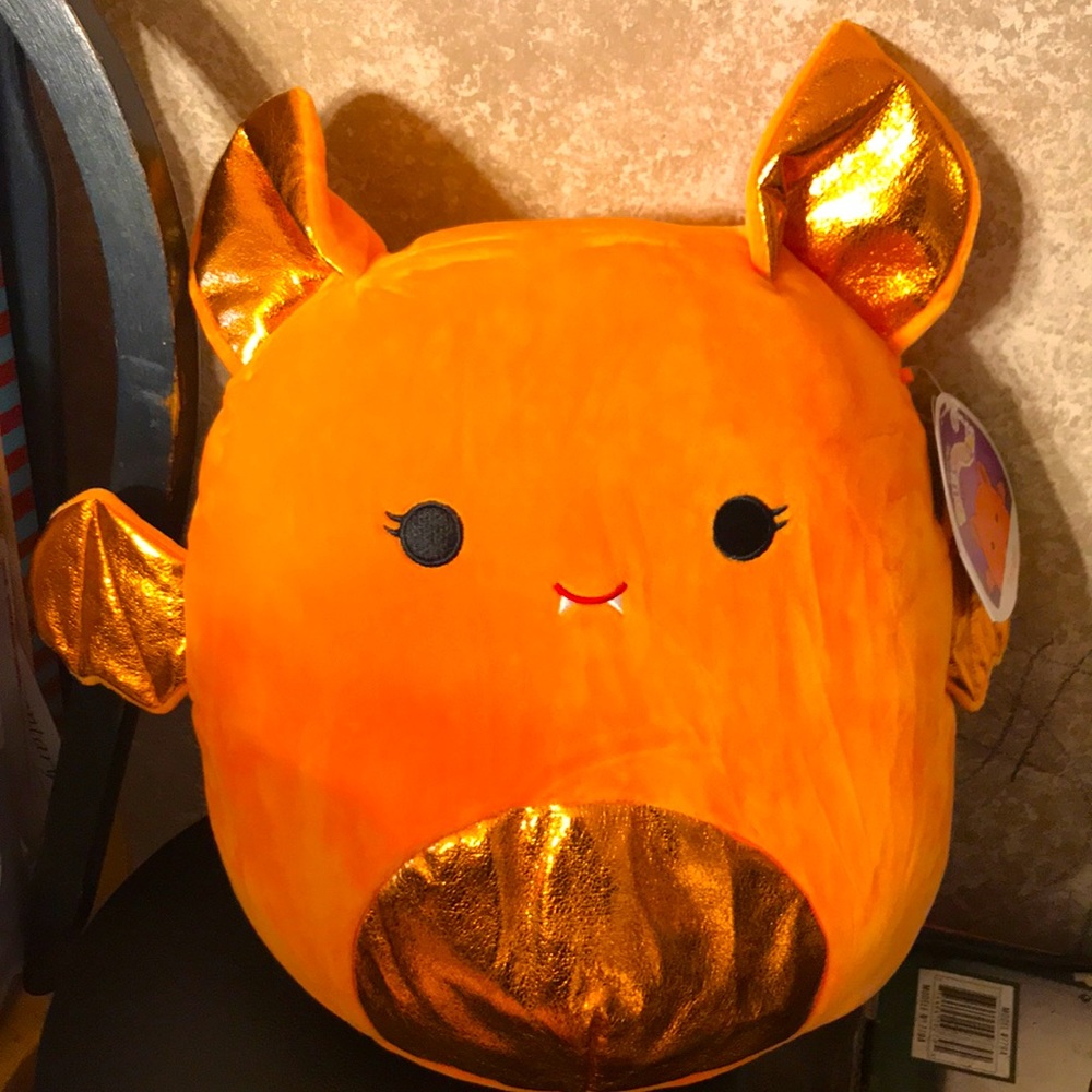 Tangie Squishmallow orange bat
